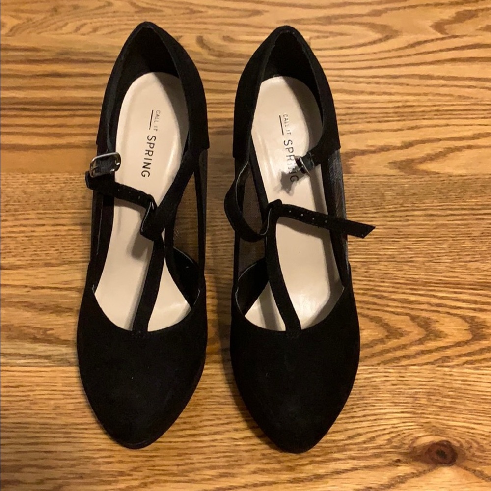 Front Buckle Heels with Mesh on Side